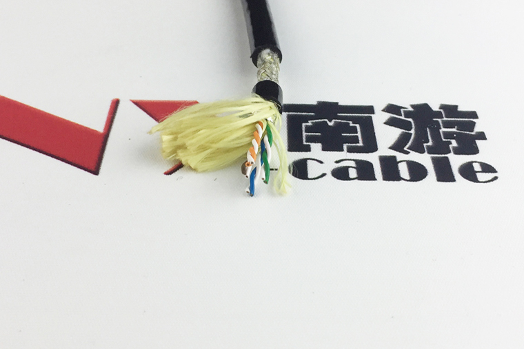 屏蔽耐弯曲电缆