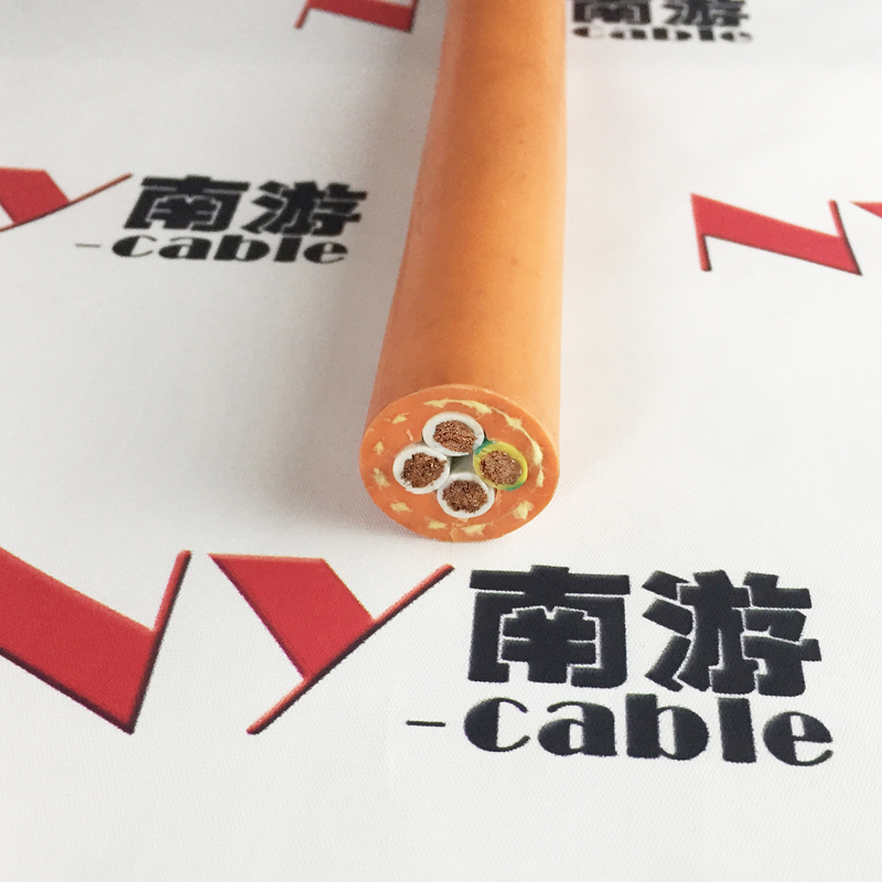 铲运机电缆www.nanyoudianlan.com