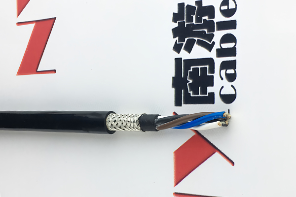 高柔性电缆在新能源汽车中的发展趋势