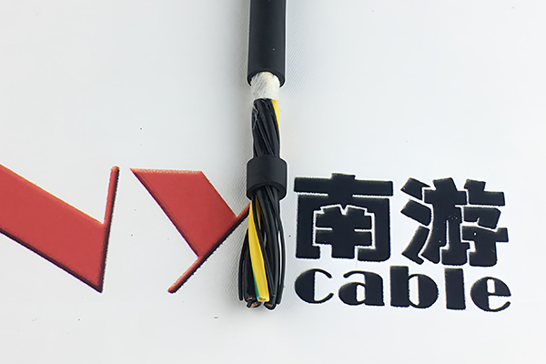 柔性电缆在工业领域的应用与发展